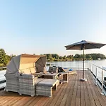 Botel Hausboot Joana *