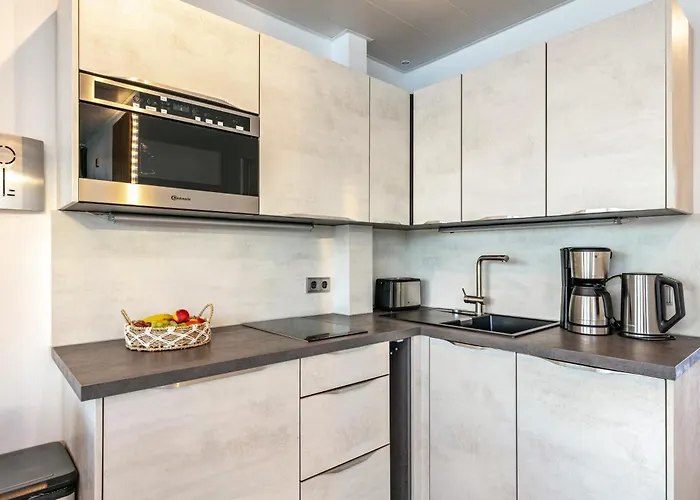 Hausboot Joana بوتيل